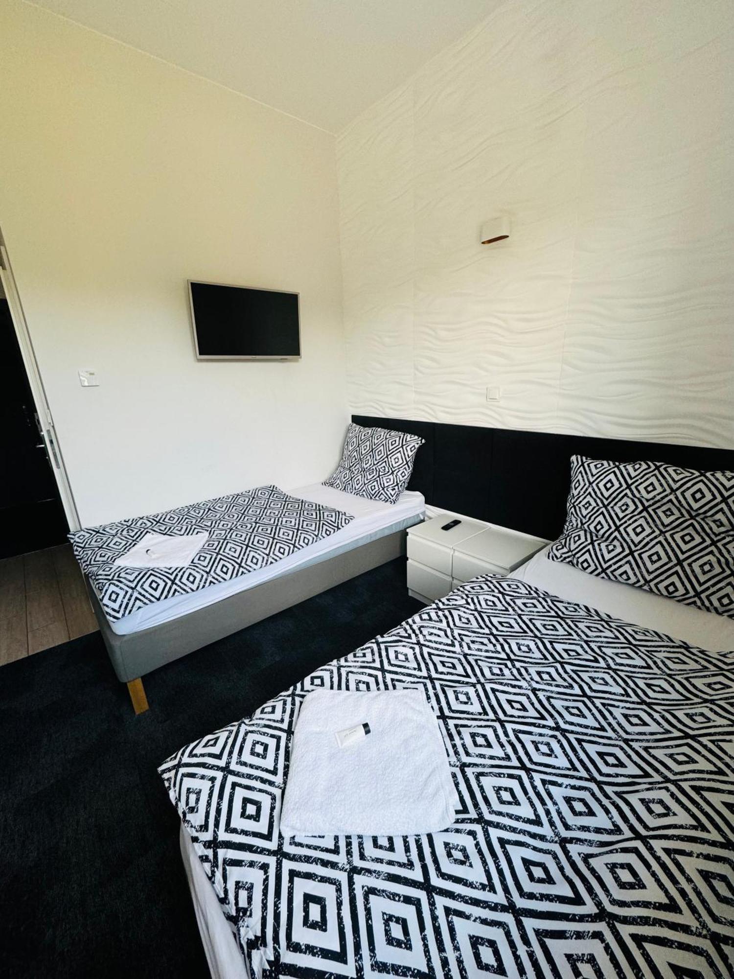Hotel Lesny Korne 外观 照片